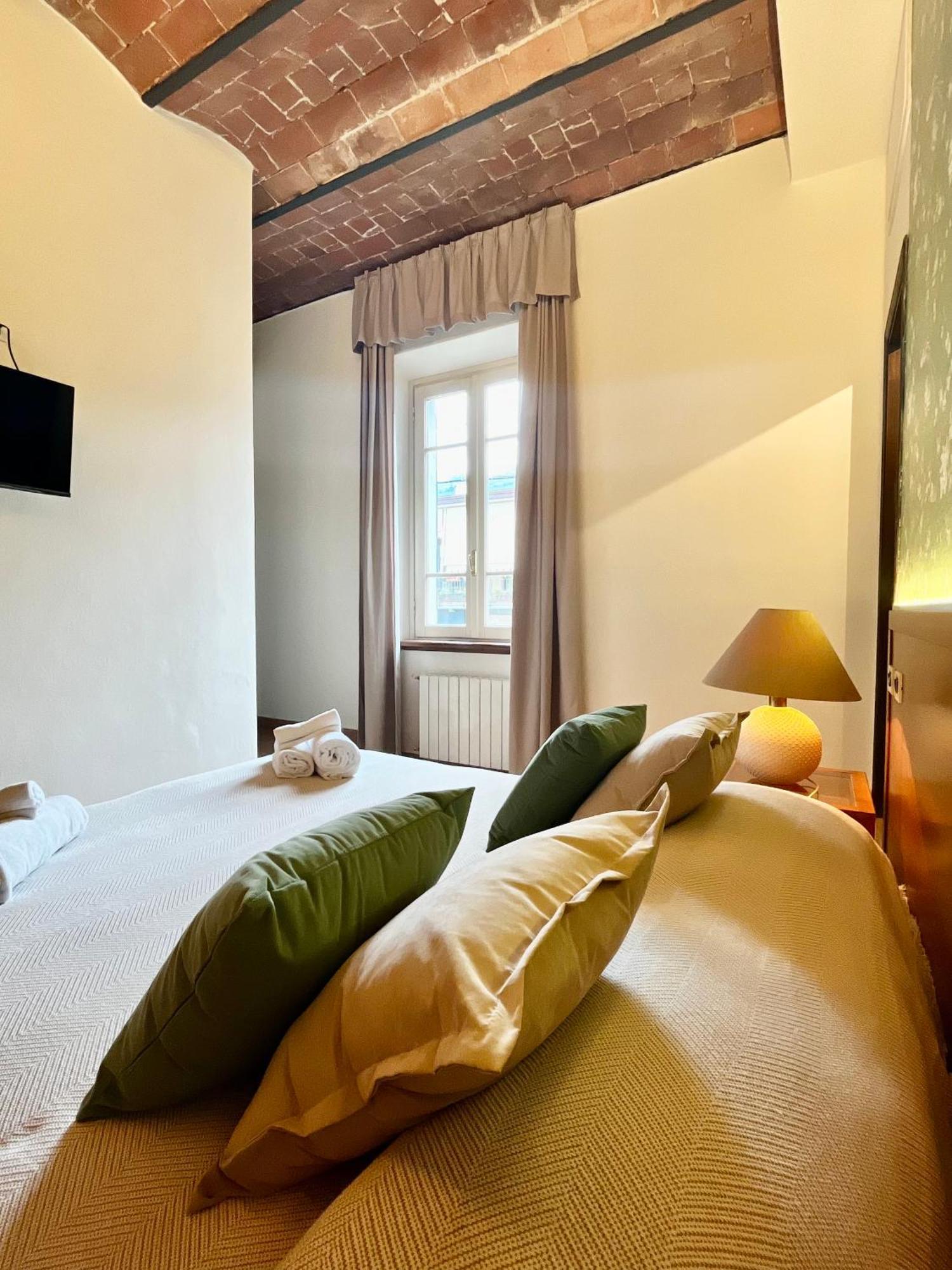 Residence Internazionale 彼得拉桑塔 外观 照片